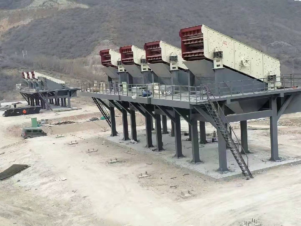 金盛達(dá)機(jī)械承建安徽績(jī)溪砂石線(xiàn)生產(chǎn)現(xiàn)場(chǎng)